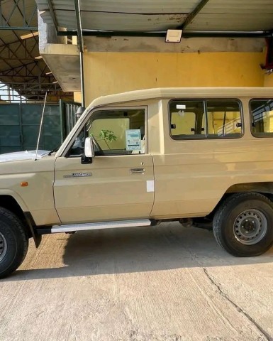 Venda Toyota LandCruiser das Madres