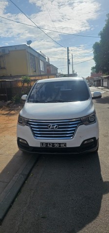Venda HYUNDAI H1 11 LUGARES