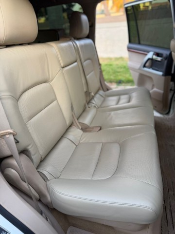 Venda TOYOTA LAND CRUISER VXR -V8-5.7