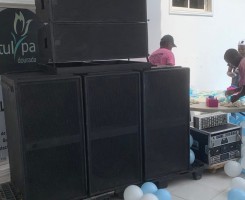 Comprar Montagem de som | Luzes | Pista LED DJs | Fotógrafos | Palhaços | Banda ao vivo Golf 1 Kilamba Kiaxi 935 35 90 80