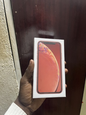 Venda IPhone XR 64G