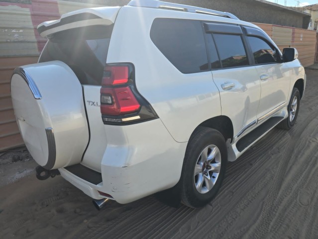 Venda Vendo Toyota Land Cruiser Prado TXL