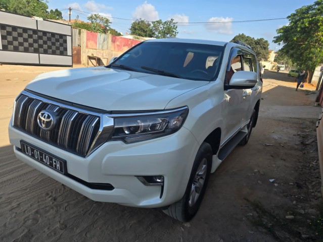 Venda Vendo Toyota Land Cruiser Prado TXL