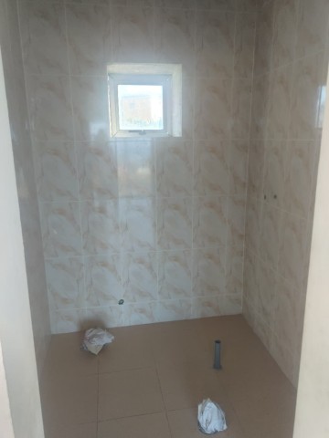 Venda ARRENDA-SE UMA VIVENDA T4