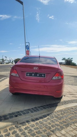 Venda Vendo Hyundai Accent Limpo