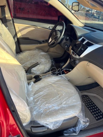 Venda Vendo Hyundai Accent Limpo