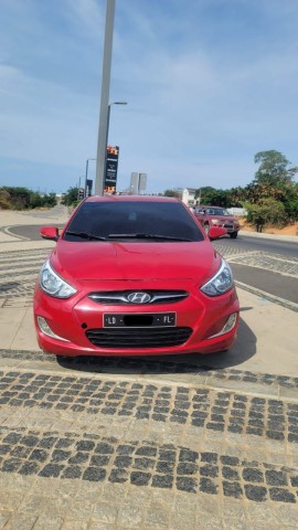 Venda Vendo Hyundai Accent Limpo