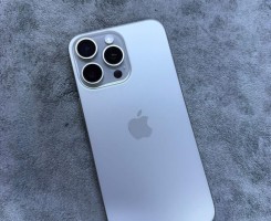 A venda IPhone 15 Pro Max