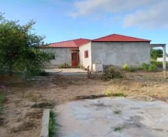 A venda Vende-se imediatamente vivenda V4 no Benfica Zona verde 3 SICOMEX por...