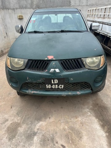 Venda Mitsubishi L200