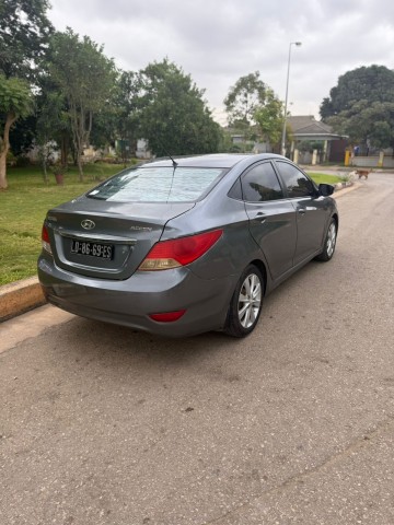 Venda Vendo Hyundai Accent Full Option