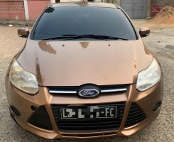 A venda Vendo Ford Focos Limpo