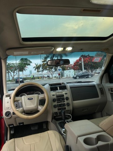 Venda Ford escape impecável