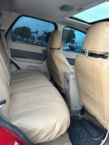 Venda Ford escape impecável