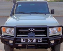 A venda Toyota land Cruise hz