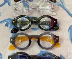 A venda Armações de Óculos