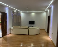 Comprar Vende se está Residência no calemba 2