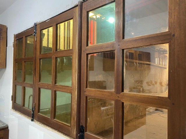 Venda Vende se está Residência no calemba 2