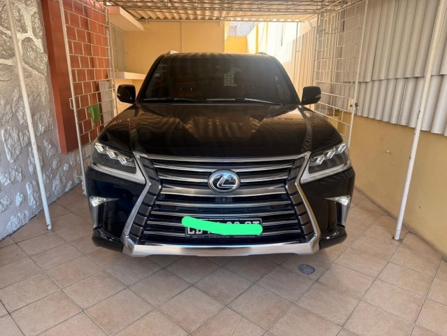 Venda LEXUS 570 S SPORT