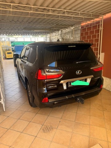 Venda LEXUS 570 S SPORT