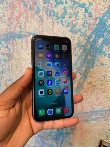 Venda *iPhone 11 64GB | Tudo OK, Troco e Vendo com Oferta de Capa!*