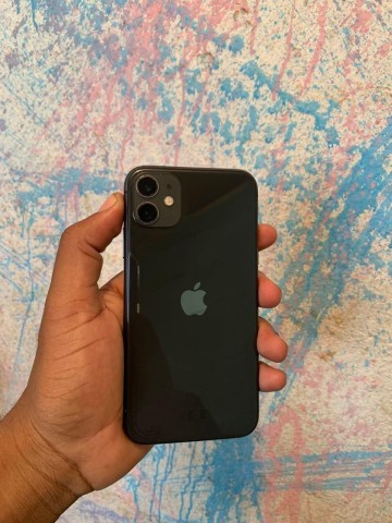 Venda *iPhone 11 64GB | Tudo OK, Troco e Vendo com Oferta de Capa!*