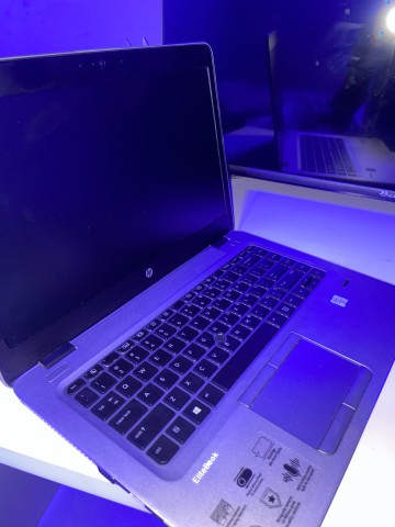 Venda Computador portátil Hp Elitebook 16 de RAM, i core 7 da 7 geração 476 SSD