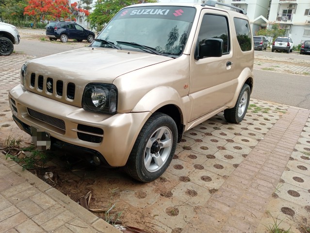 Venda SUZUKI JIMNY 2.20 À VENDA