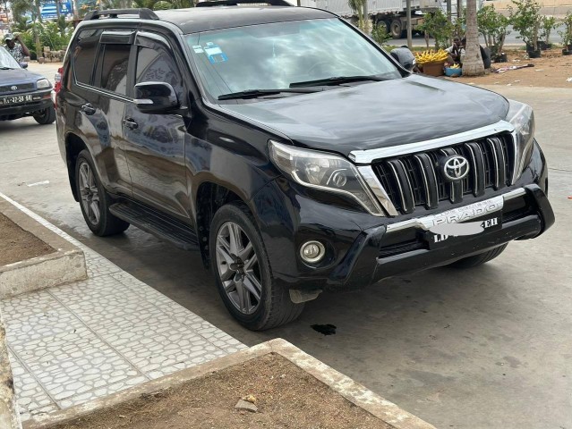 Venda Toyota Land Cruiser Prado TXL