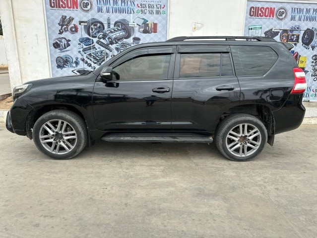 Venda Toyota Land Cruiser Prado TXL