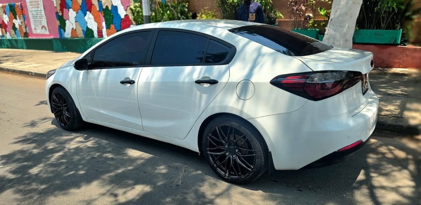 Venda KIA Cerato/K3