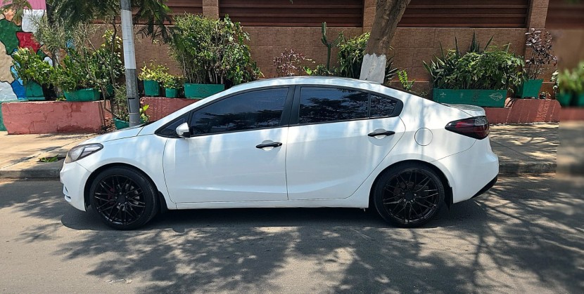 Venda KIA Cerato/K3
