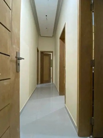 Venda Vende se está Vivenda moderna