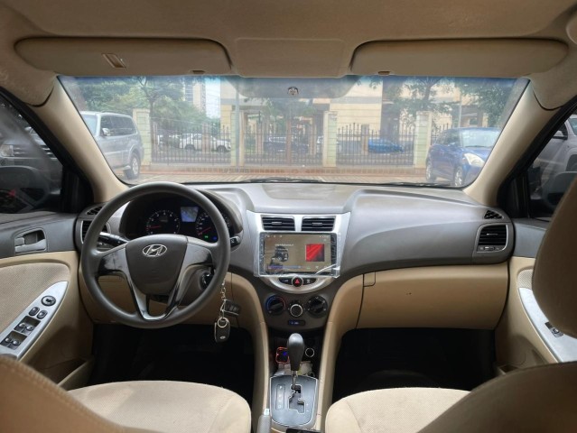 Venda 949747404 / 951563342 HYUNDAI ACCENT 1.6 MATRICULA D