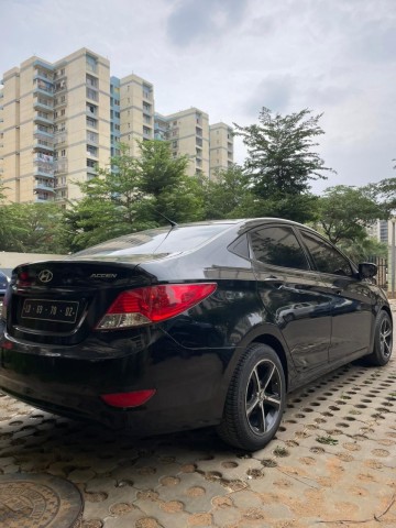 Venda 949747404 / 951563342 HYUNDAI ACCENT 1.6 MATRICULA D