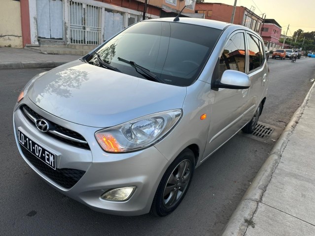 Venda HYUNDAI I10 1.2 4 Cilindros MATRICULA EM