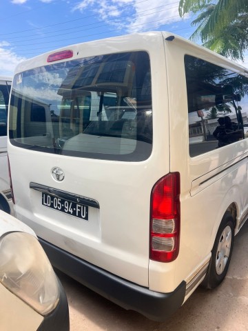 Venda TOYOTA HIACE QUADRADINHO 2KD SERIE F
