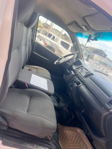 Venda TOYOTA HIACE QUADRADINHO 2KD SERIE F