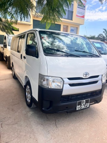 Venda TOYOTA HIACE QUADRADINHO 2KD SERIE F