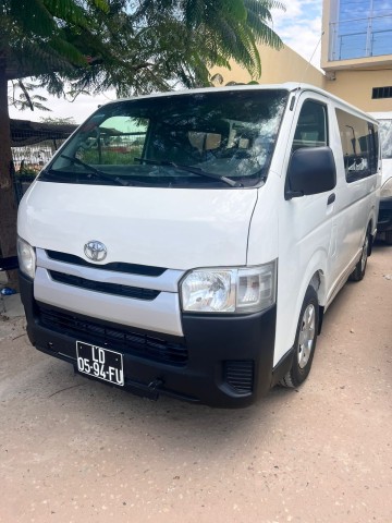 Venda TOYOTA HIACE QUADRADINHO 2KD SERIE F
