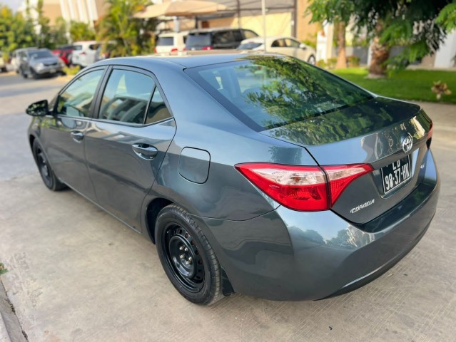 Venda TOYOTA COROLLA | LE