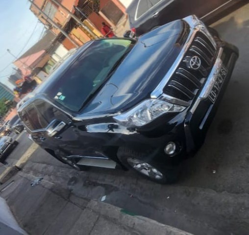 Venda TOYOTA LAND CRUISER | PRADO TXL