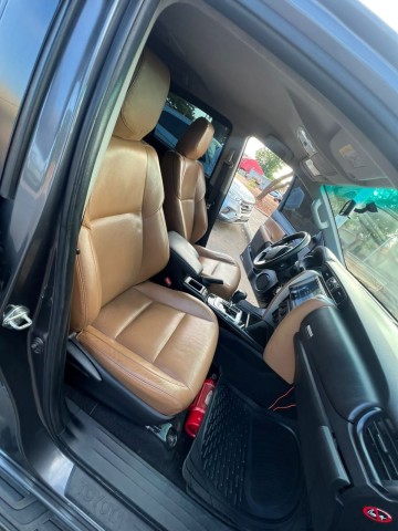 Venda TOYOTA FORTUNER