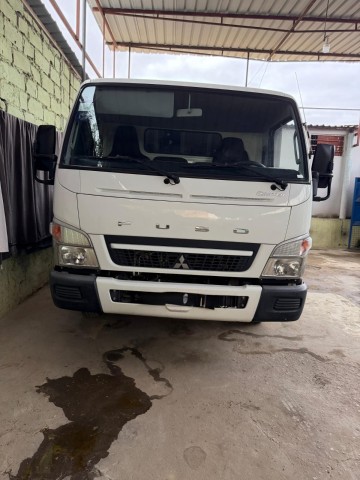 Venda MITSUBISHI CATER | FUSO