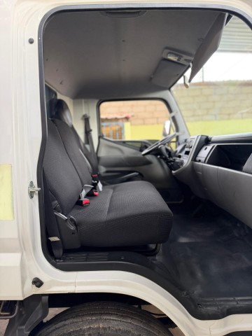 Venda MITSUBISHI CATER | FUSO