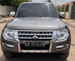 A venda Mitsubishi Pajero