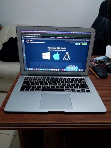 Venda MacBook Air -13-inch, early 2015