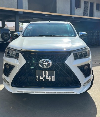 Venda TOYOTA HILUX