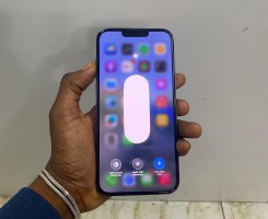 A venda Vendo IPhone 13 Pro Max Limpo