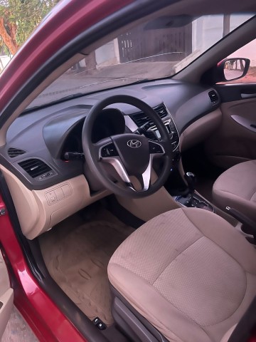 Venda Vendo Hyundai Accent Limpo